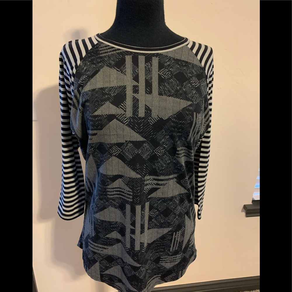Women’s LuLaRoe Randy shirt black gray medium